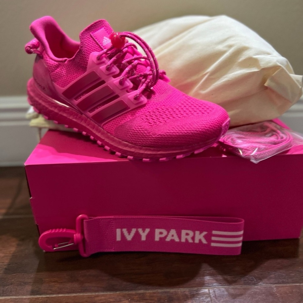 IVY PARK Pink Athletic Shoes Mesh Upper Cushioned Comfort